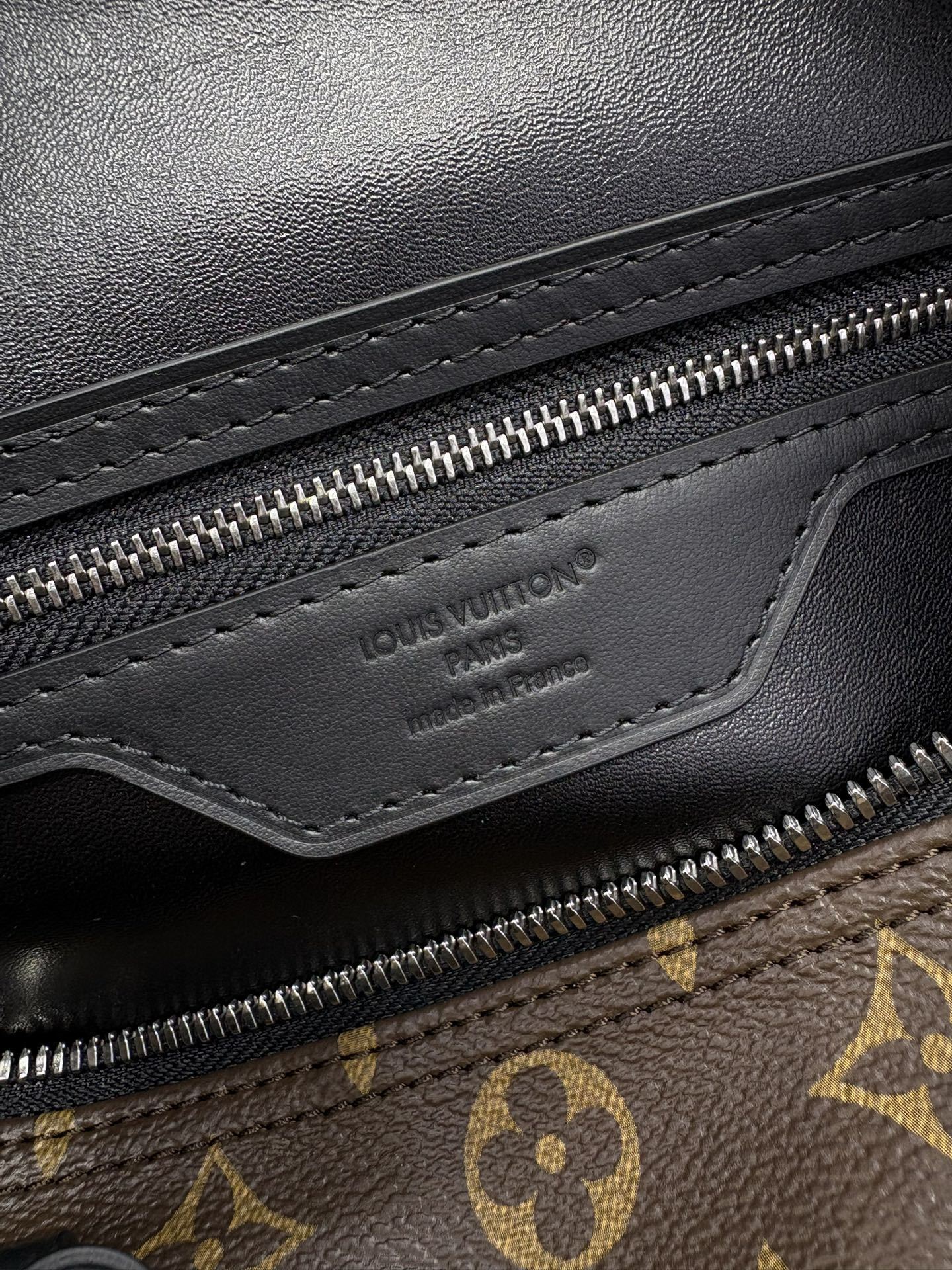 Louis Vuitton Speedy Soft 30 Dark