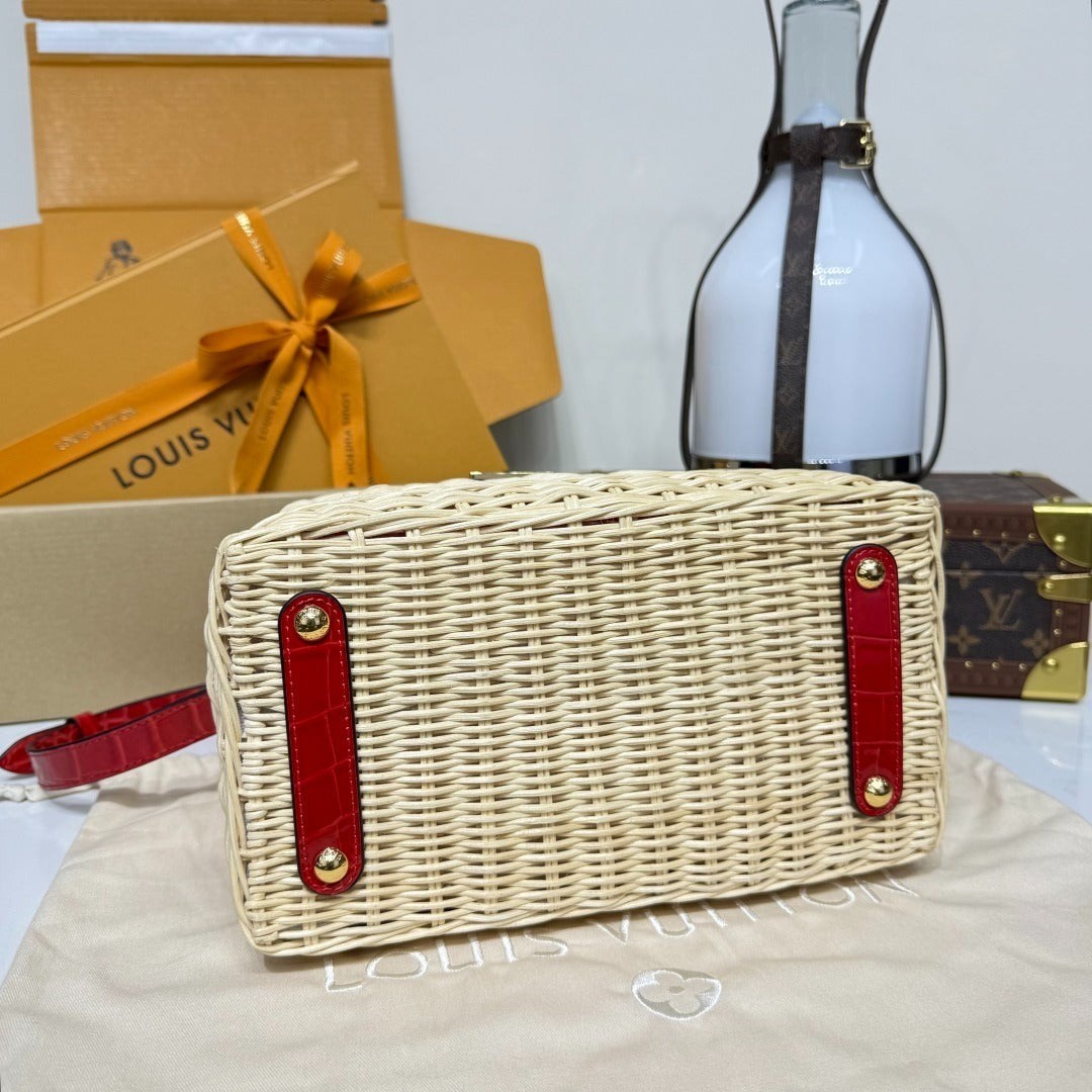 Louis Vuitton Capucines BB Handbag