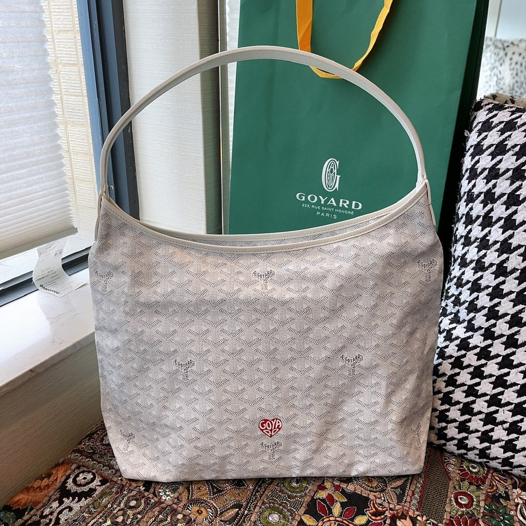 Goyard Hobo Heart Edition