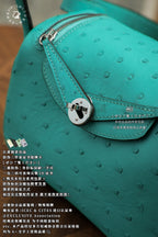 Hermès Lindy Mini 19