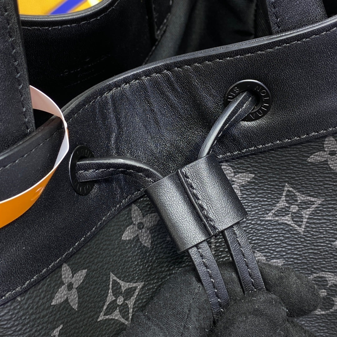 Louis Vuitton Maxi Noé Sling Shoulder Bag