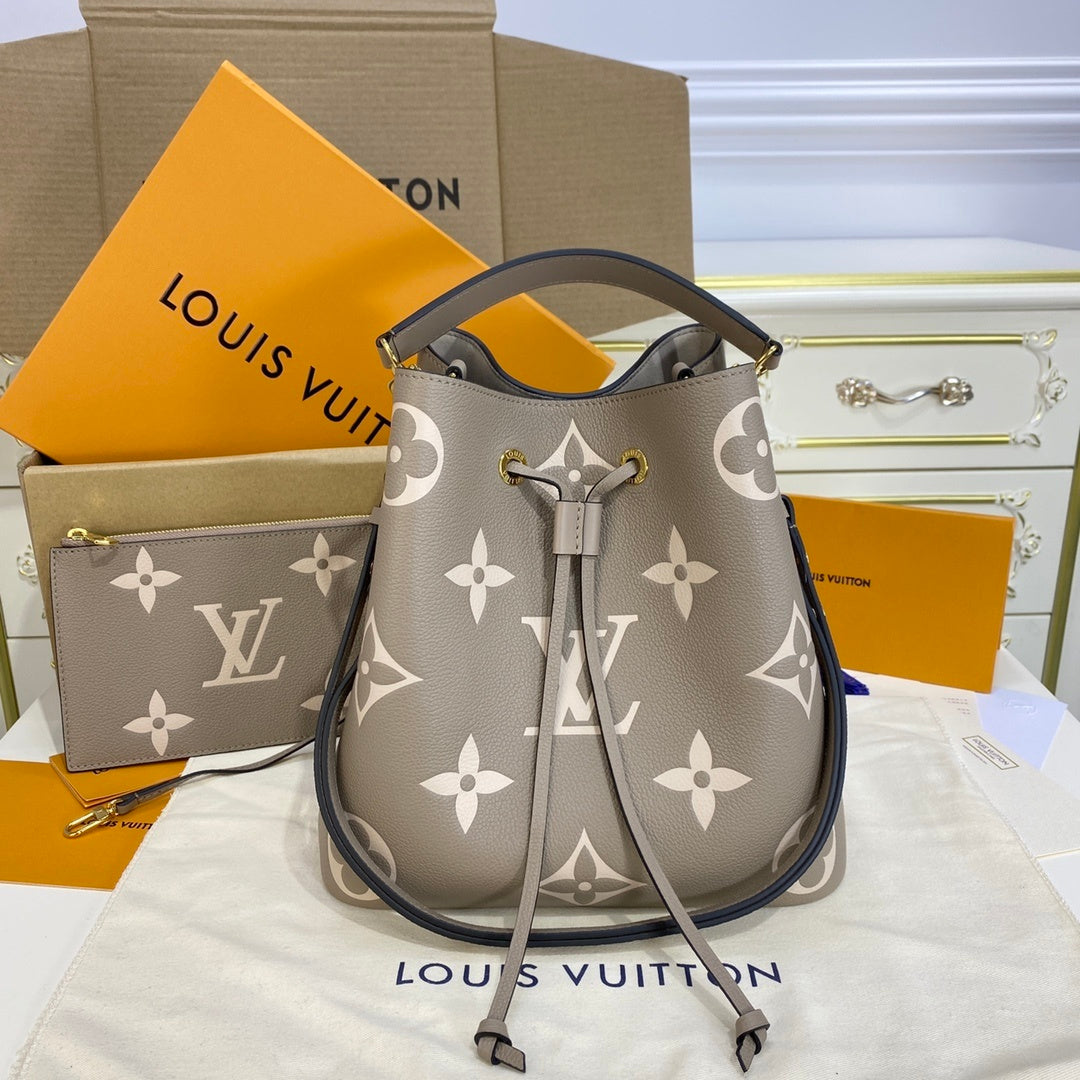 Louis Vuitton NéoNoé Medium Bucket Bag