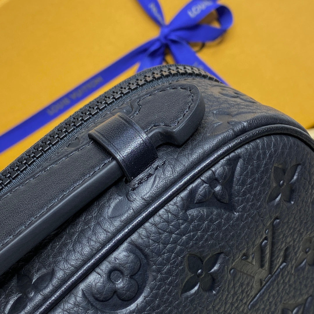 Louis Vuitton S Lock Messenger Bag