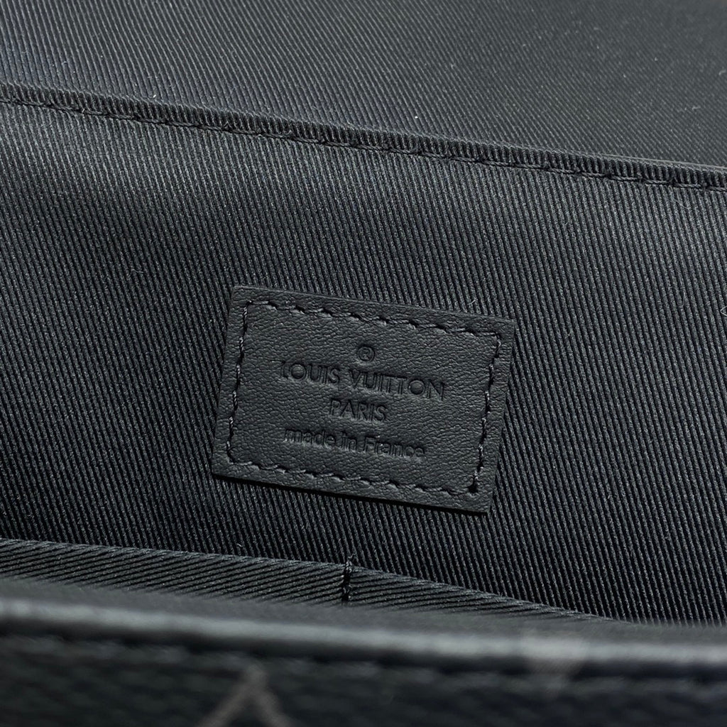 Louis Vuitton Saumur Messenger Bag