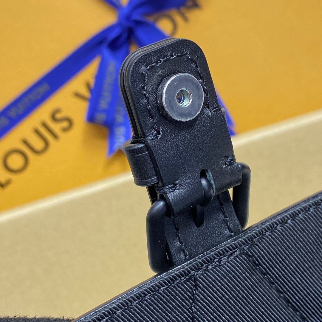 Louis Vuitton Montsouris Mini Handbag