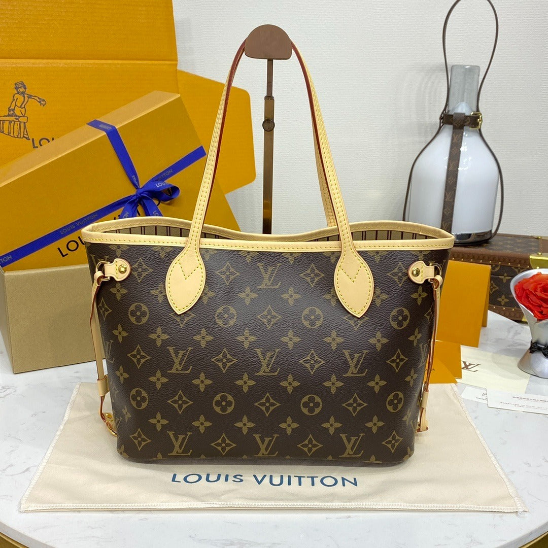 Louis Vuitton Neverfull Handbag Small