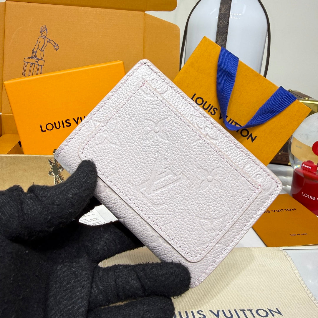 Louis Vuitton Cléa Wallet