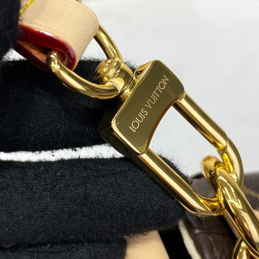 Louis Vuitton Saumur BB Handbag