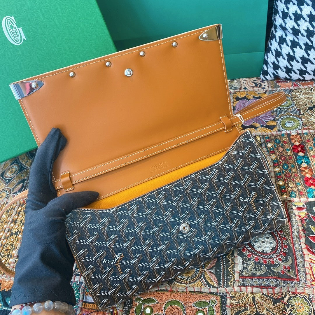 Goyard Monte-Carlo Crossbody / Clutch