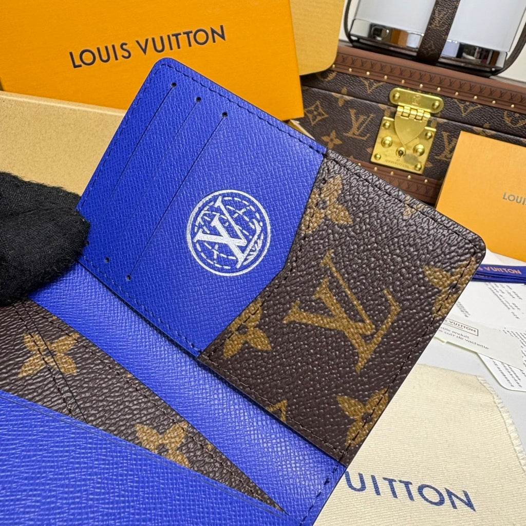 Louis Vuitton Passport Holder Damier Heritage