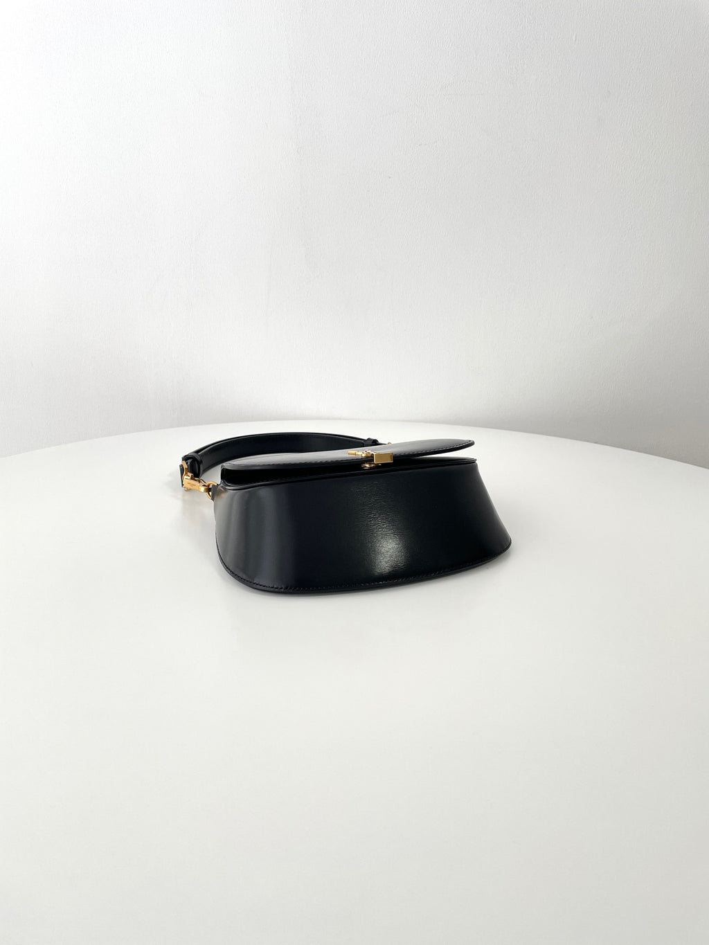 YSL Yves Saint Laurent Voltaire Box Shoulder Bag