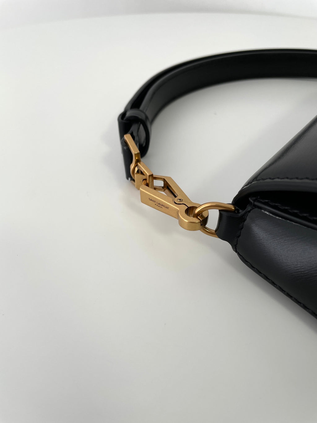 YSL Yves Saint Laurent Voltaire Box Shoulder Bag