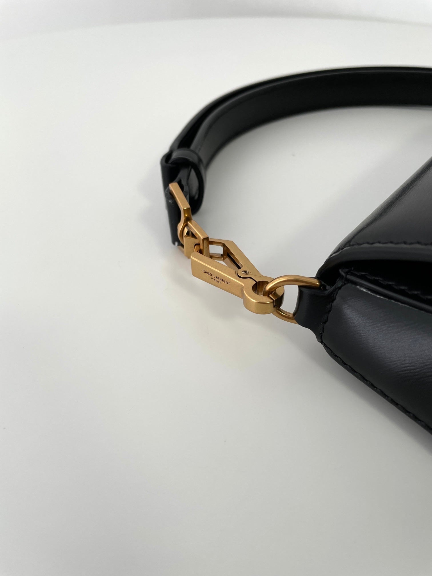 YSL Yves Saint Laurent Voltaire Box Shoulder Bag