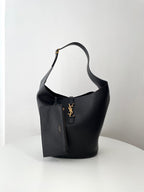 YSL Yves Saint Laurent LE 5 À 7 Hobo Bag