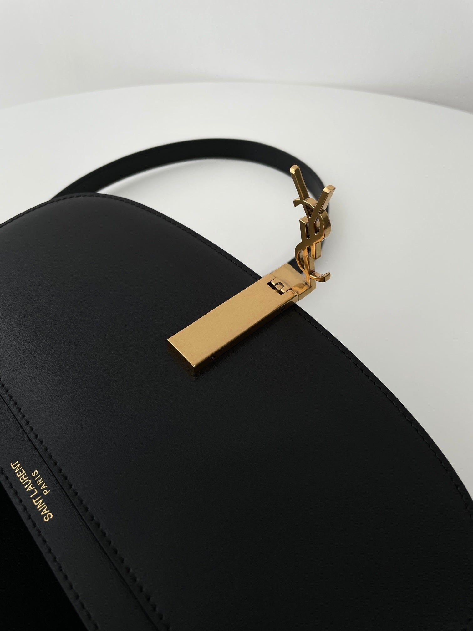 YSL Yves Saint Laurent Voltaire Top Handle Bag