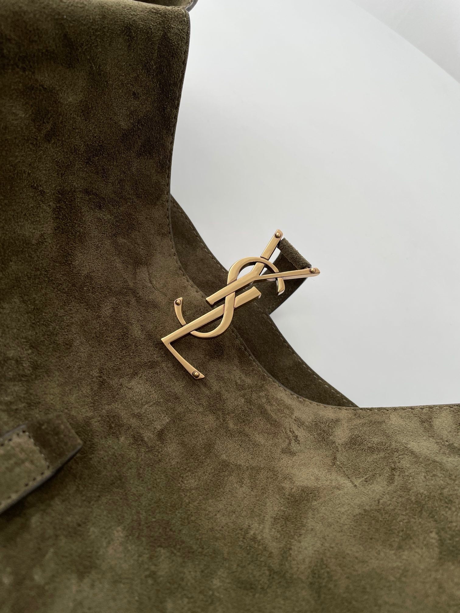 YSL Yves Saint Laurent 5À7 Hobo Large Suede