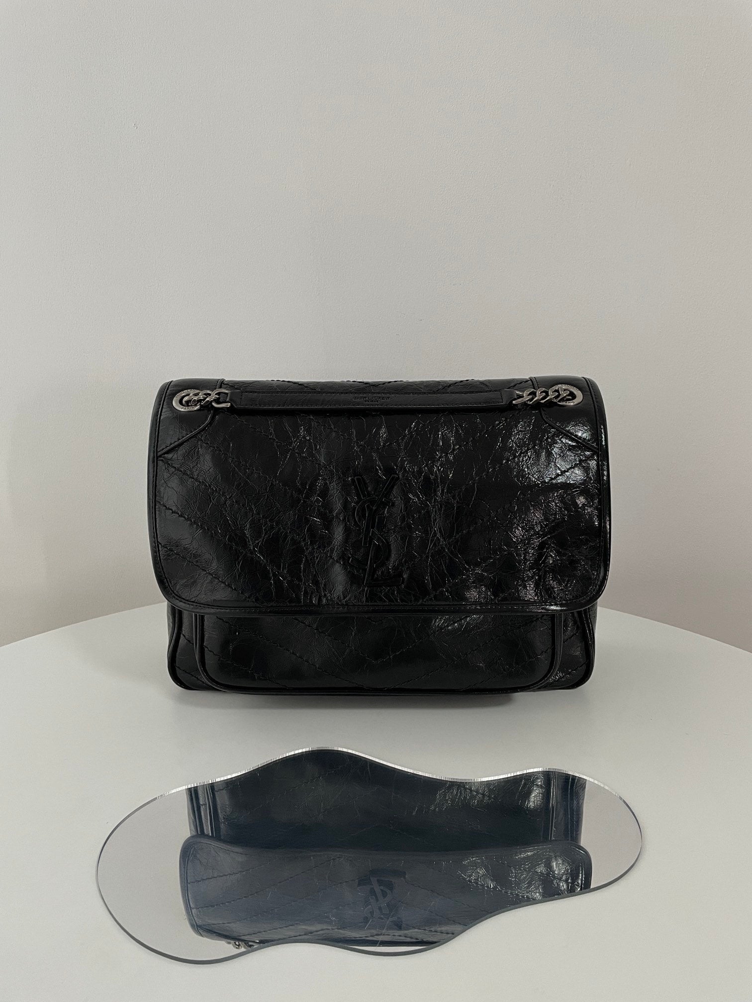 YSL Yves Saint Laurent NIKI Shoulder Bag 32 cm