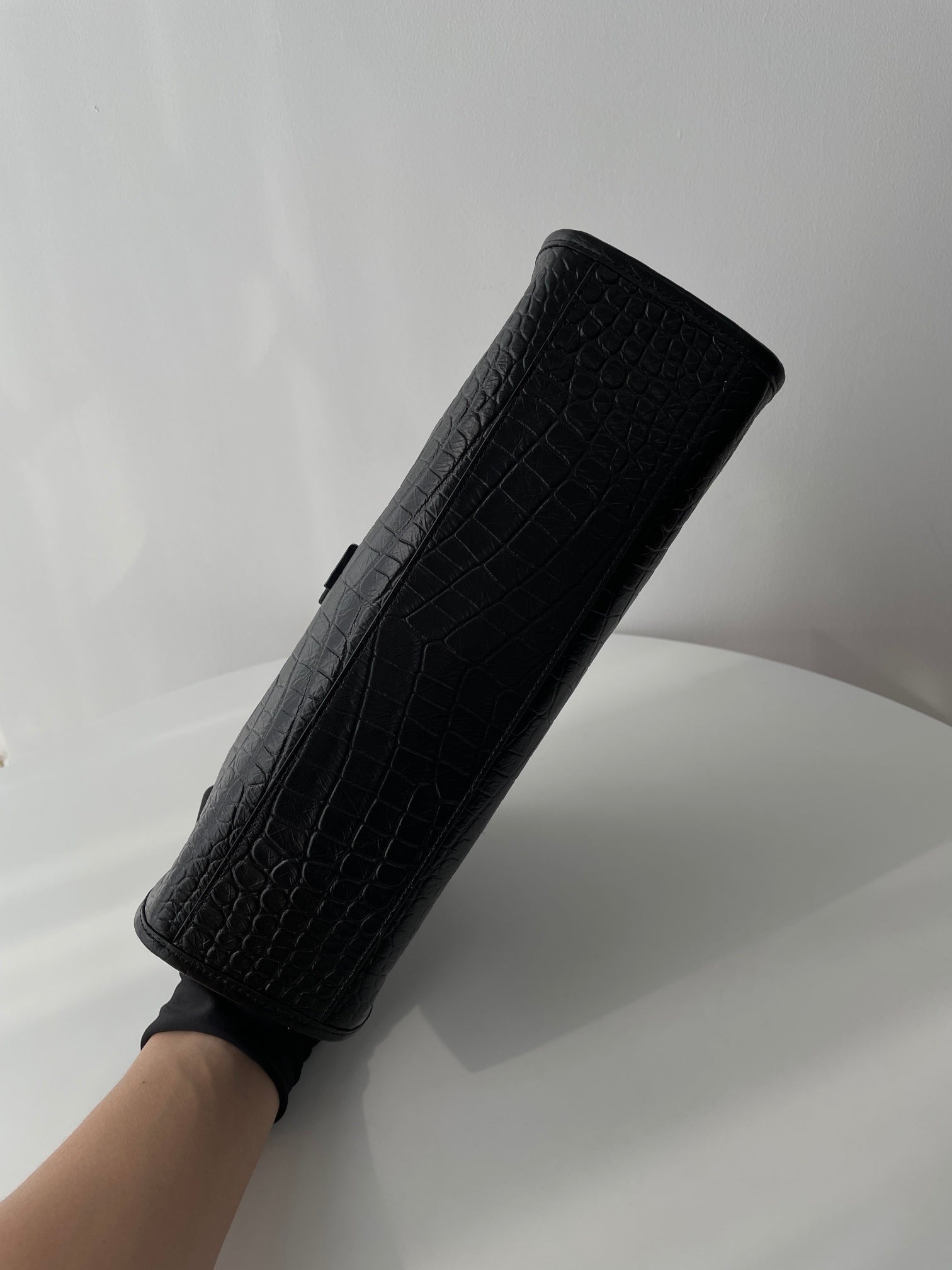 YSL Yves Saint Laurent NIKI Shopping Bag Crocodile Embossed