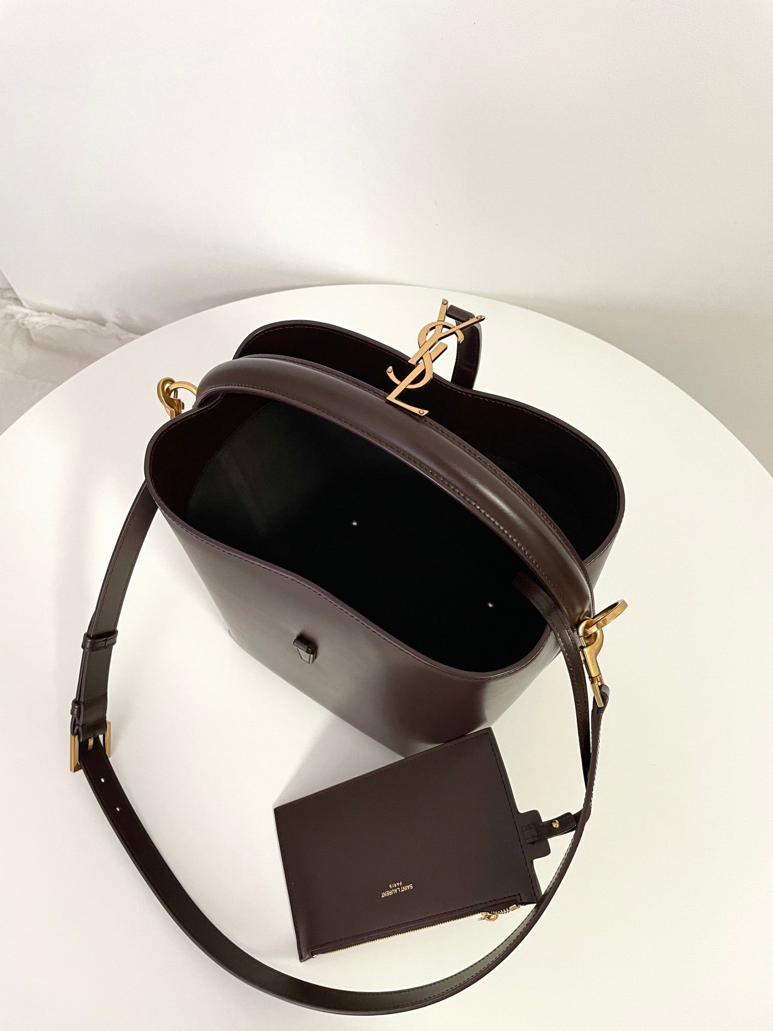 YSL Yves Saint Laurent LE 37 Bucket Bag