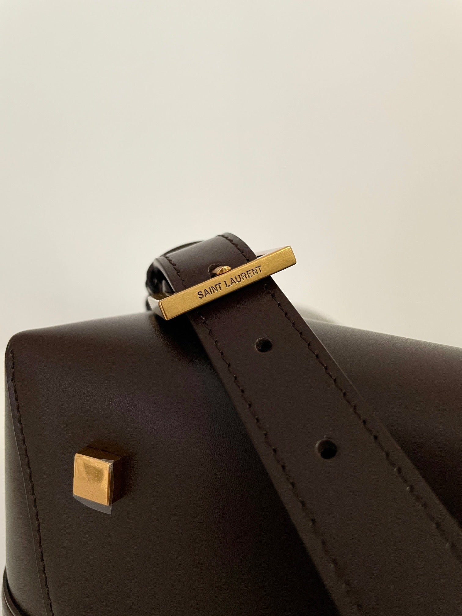 YSL Yves Saint Laurent LE 37 Bucket Bag