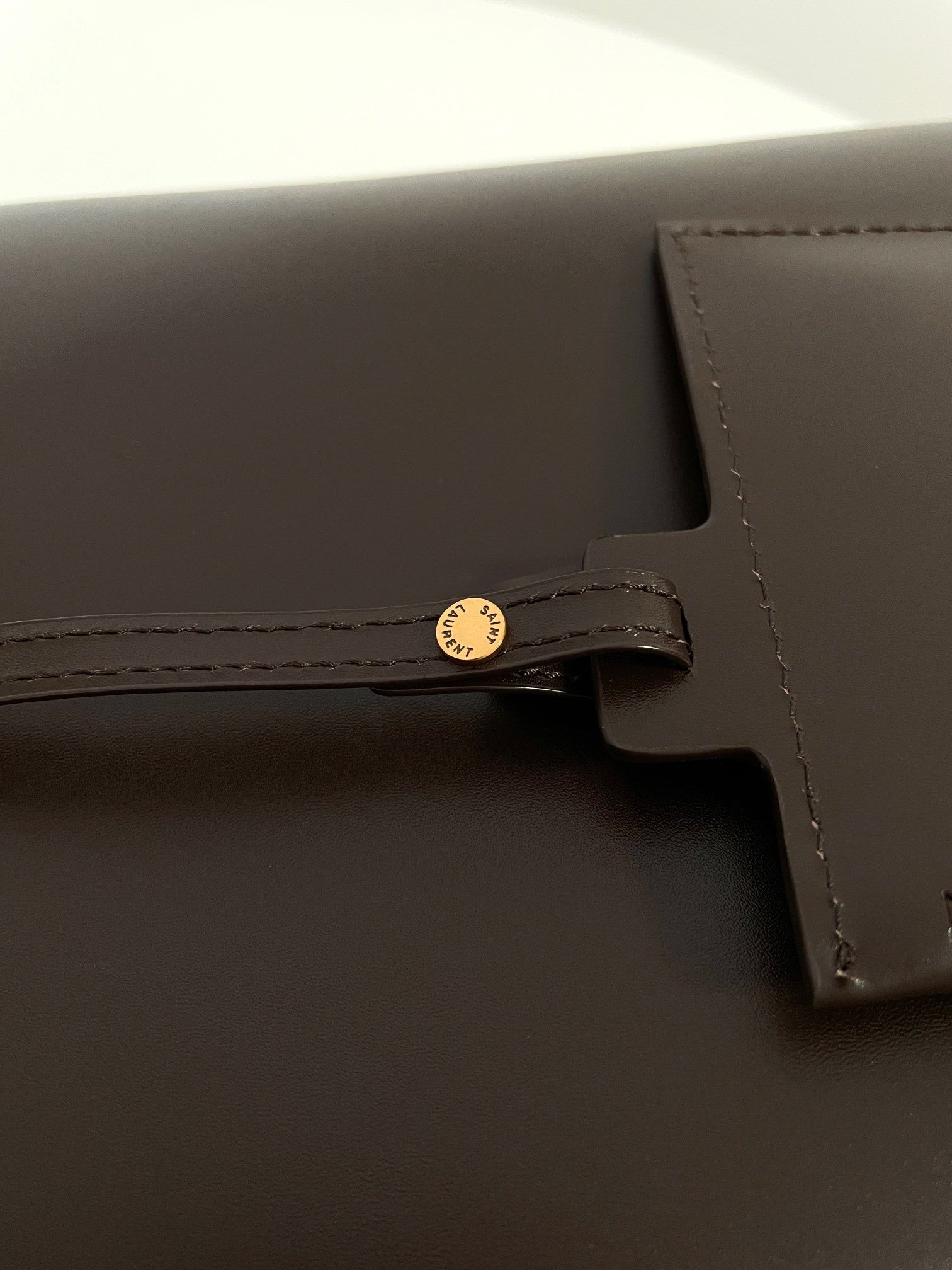 YSL Yves Saint Laurent LE 37 Bucket Bag