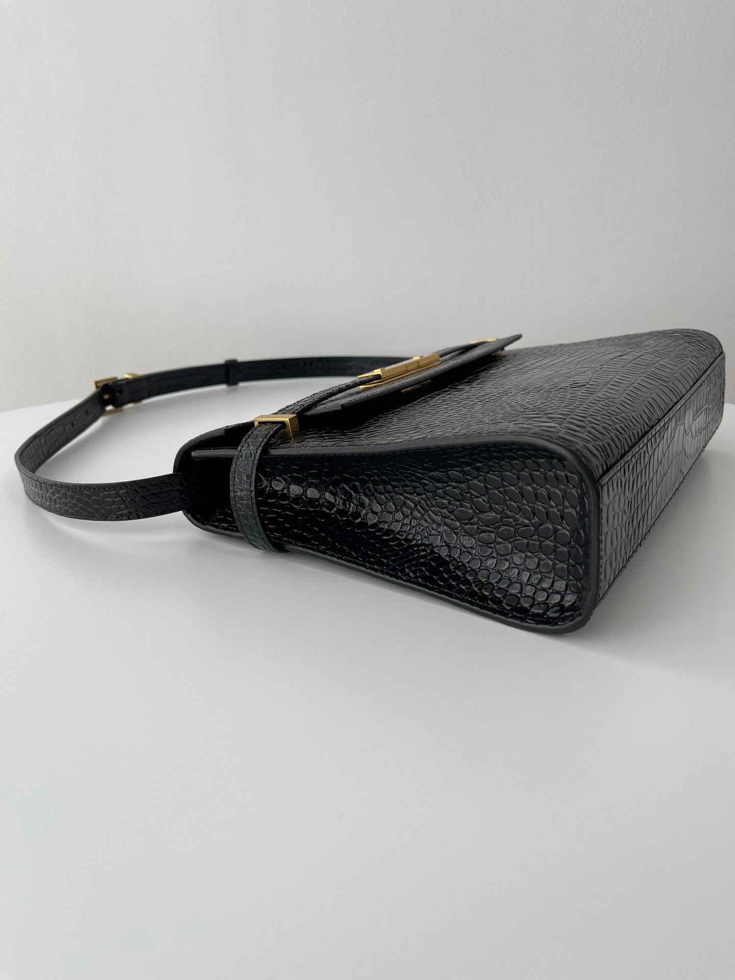 YSL Yves Saint Laurent Manhattan Small Bag