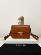CELINE Triomphe Bag Medium