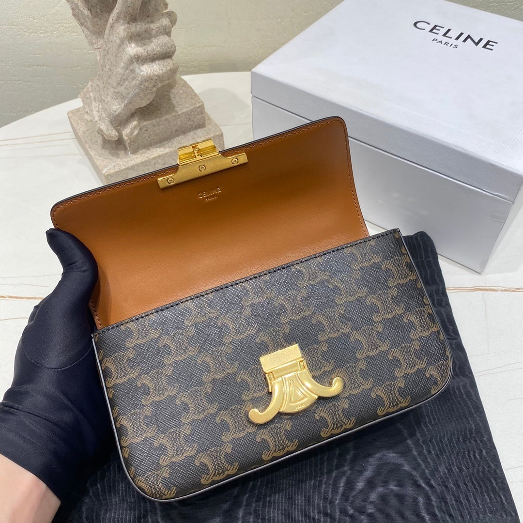 CELINE Triomphe Chain Shoulder Bag