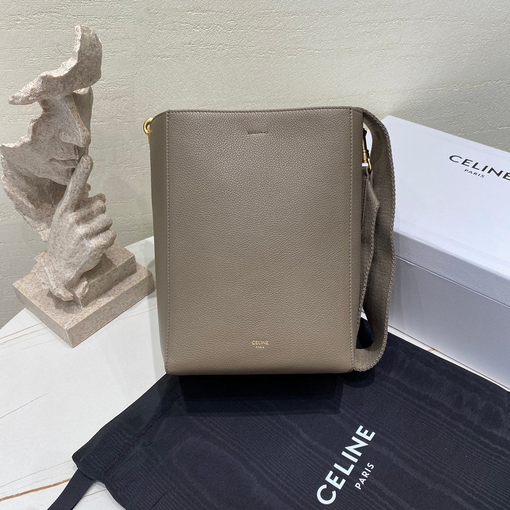 CELINE Soft Grained Leather Bucket Bag Small