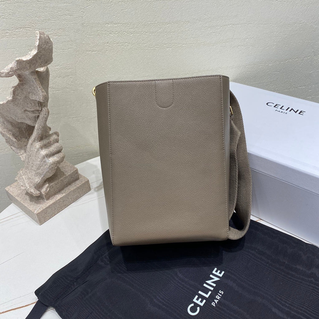 CELINE Soft Grained Leather Bucket Bag Small