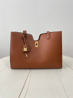 CELINE Cabas 16 Tote Large