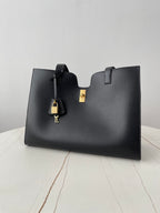 CELINE Cabas 16 Tote Large