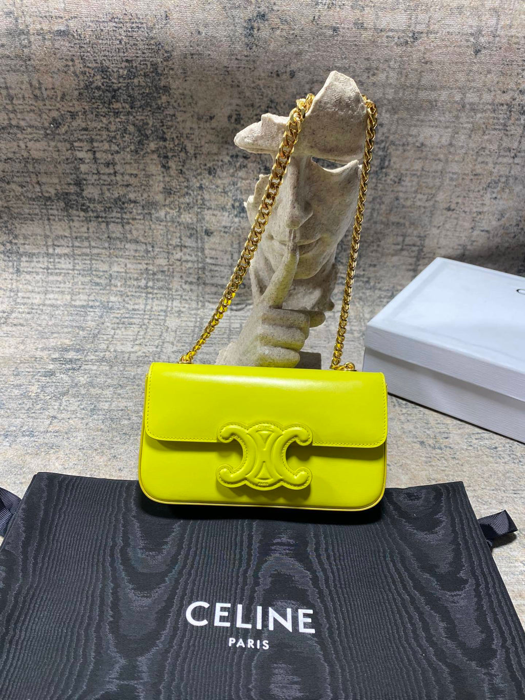 CELINE Chain Underarm Bag