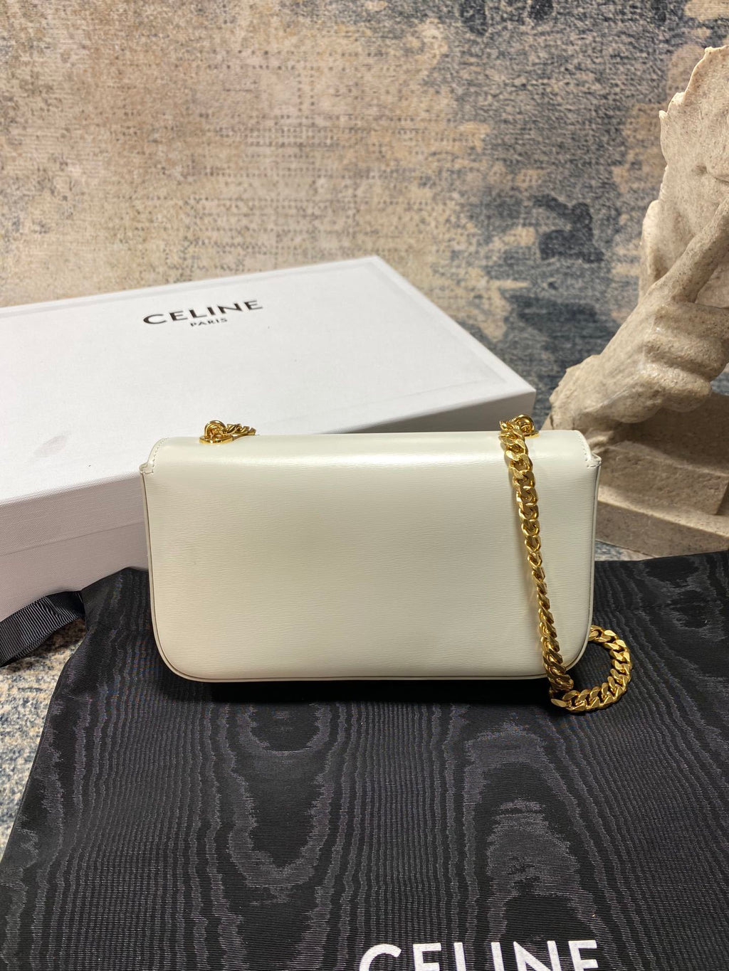 CELINE Chain Underarm Bag