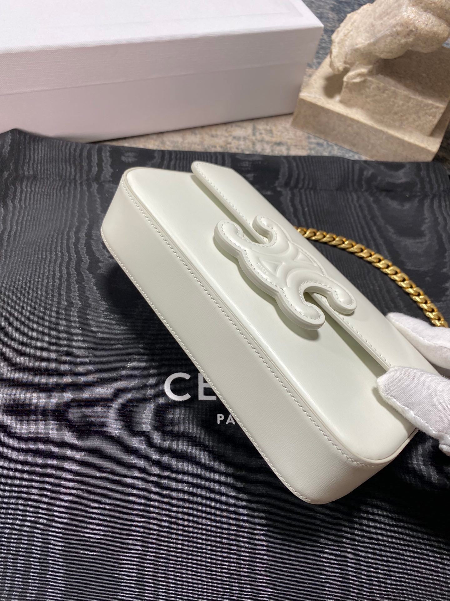 CELINE Chain Underarm Bag