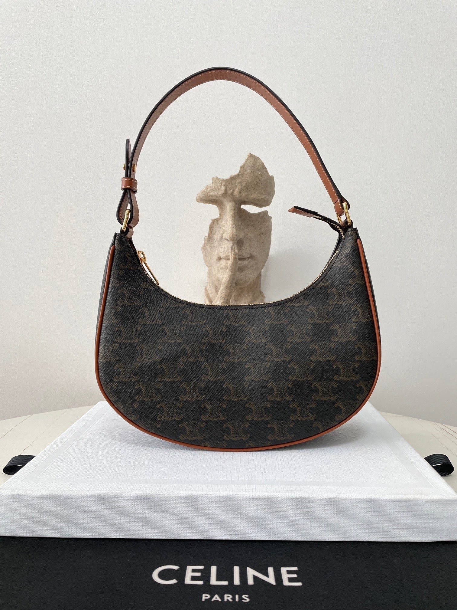 CELINE Tabou Clutch