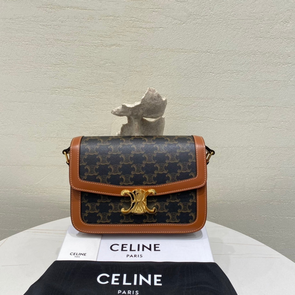 CELINE Triomphe Medium Bag