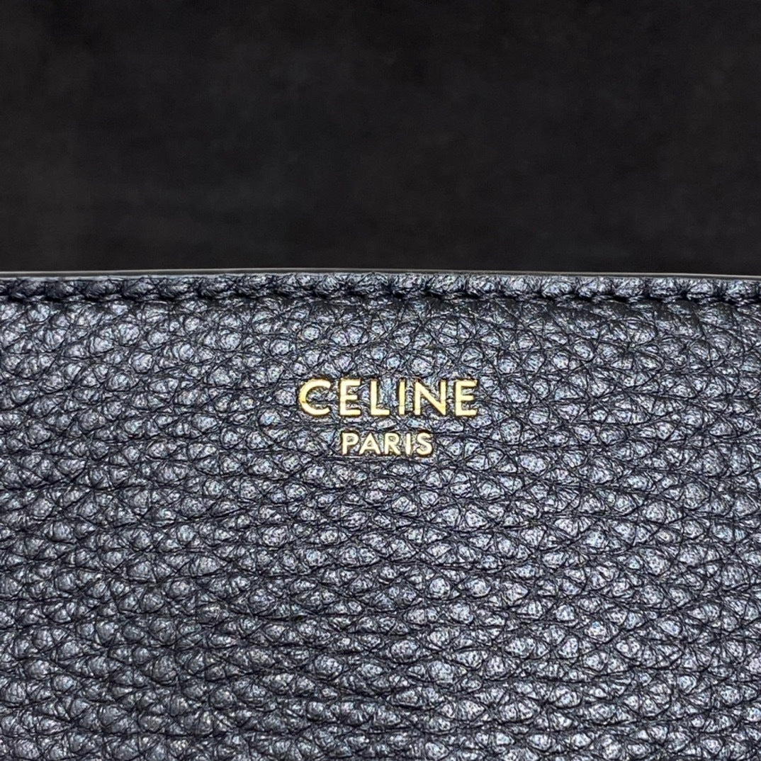 CELINE Soft 16 Medium Bag