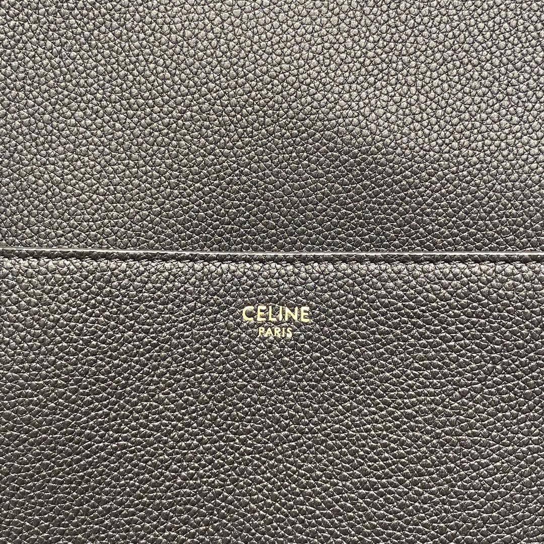 CELINE Sangle Bucket Bag