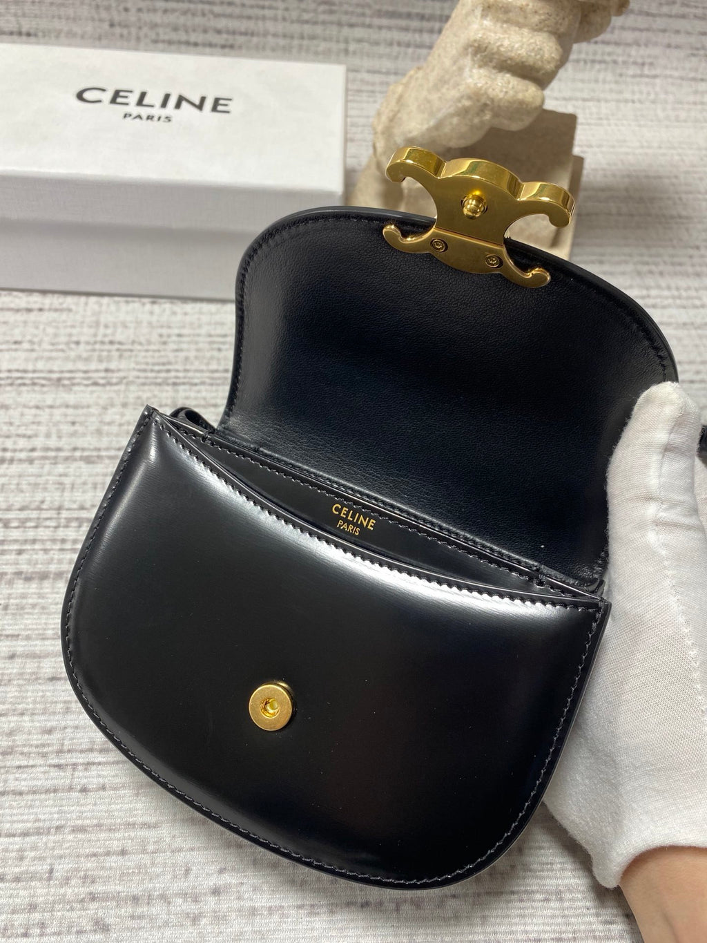 CELINE Triomphe Saddle Bag