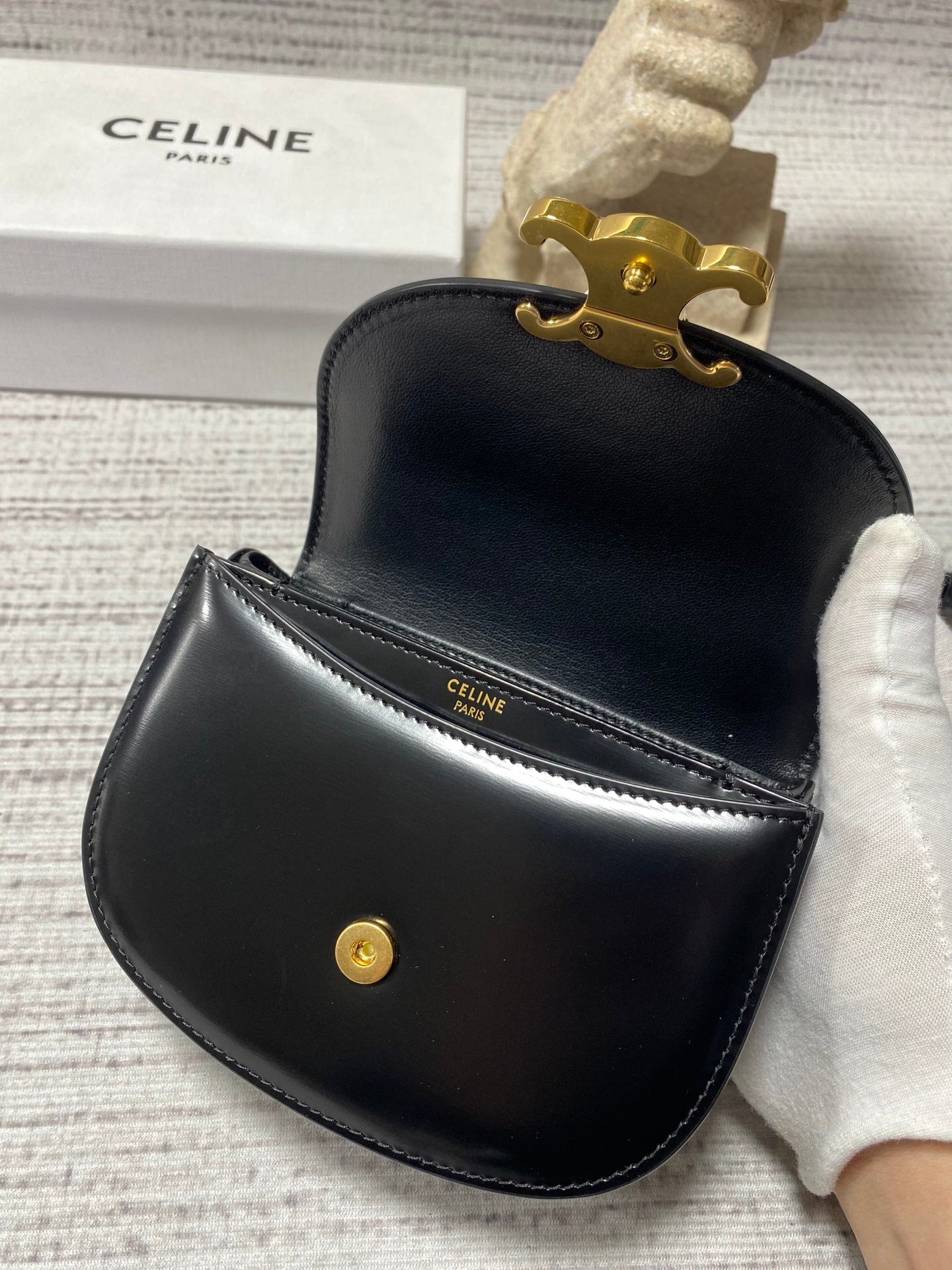 CELINE Triomphe Saddle Bag