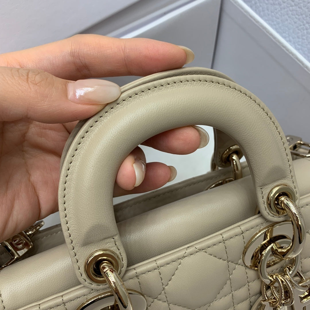 CHRISTIAN DIOR Lady Dior Mini Bag