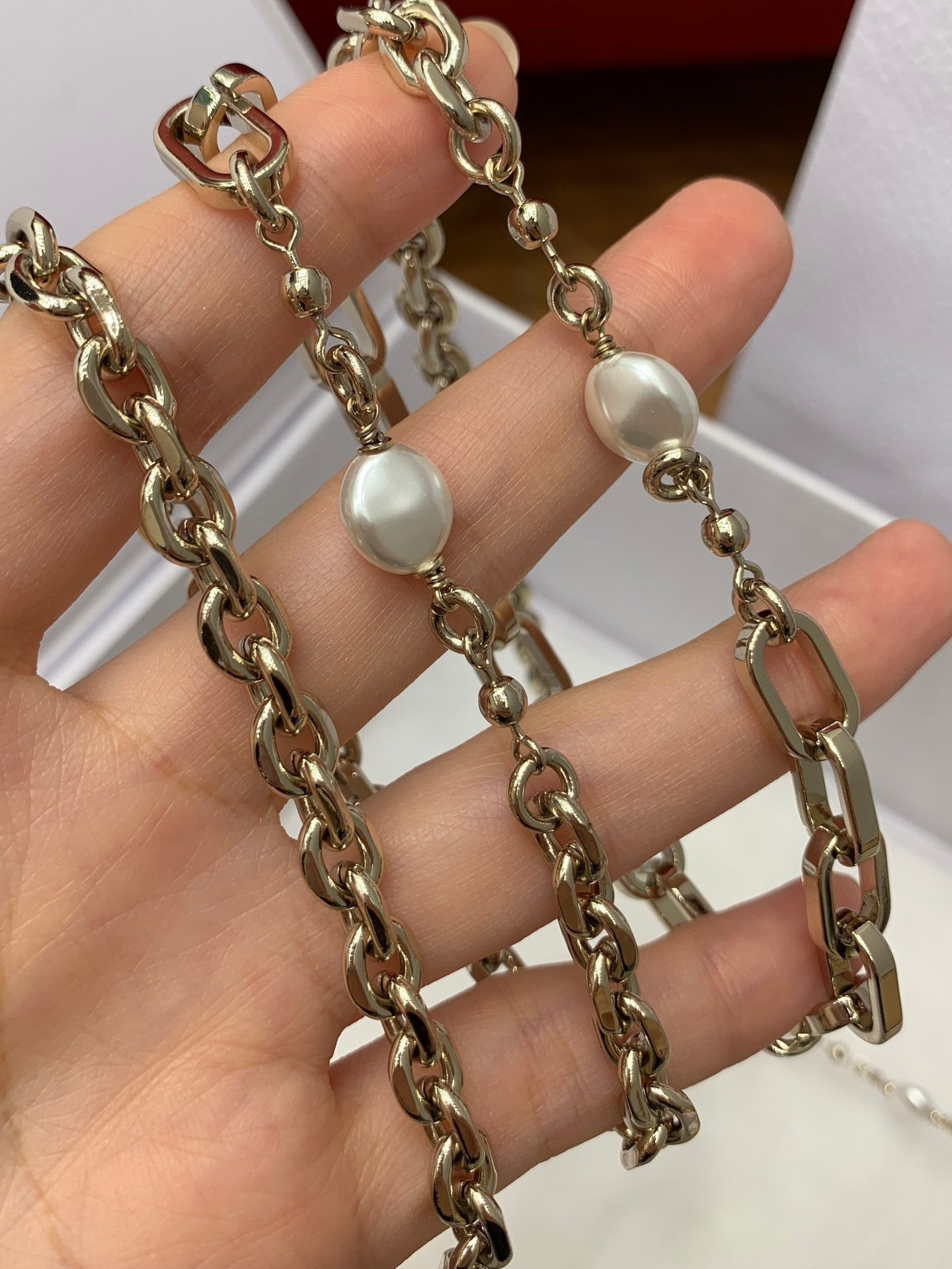 CHRISTIAN DIOR Miss Dior Mini Chain Bag