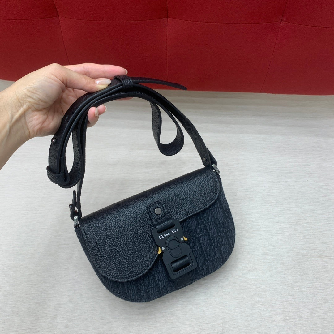 CHRISTIAN DIOR Saddle Clutch with Strap