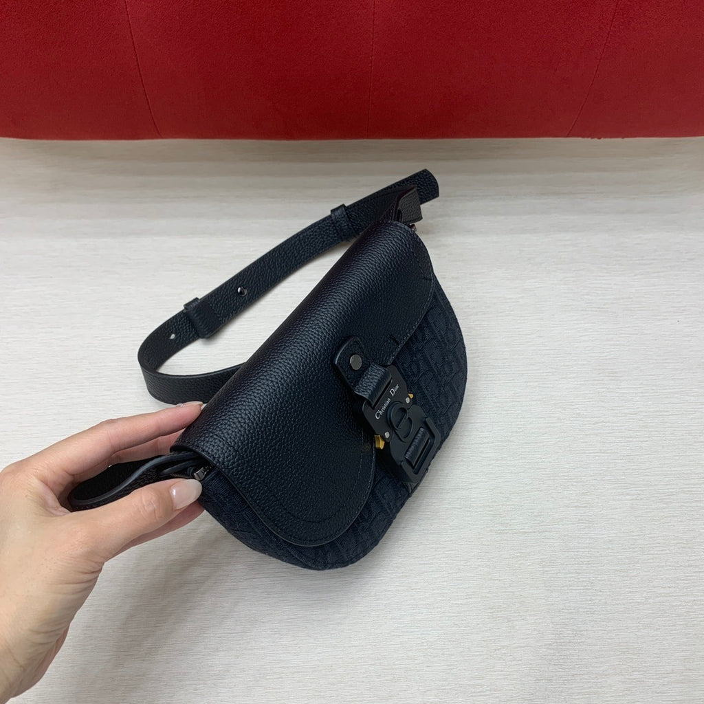 CHRISTIAN DIOR Saddle Clutch with Strap