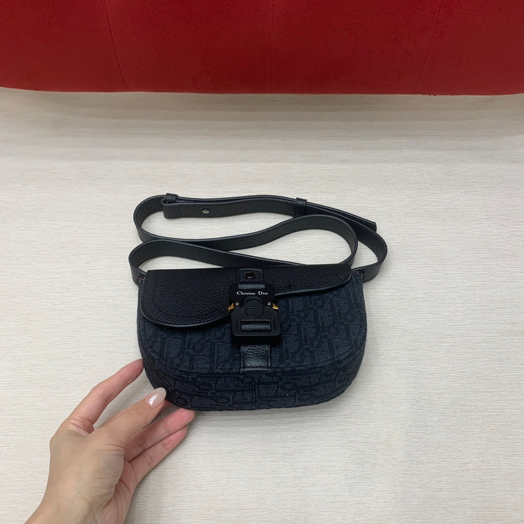 CHRISTIAN DIOR Saddle Clutch with Strap