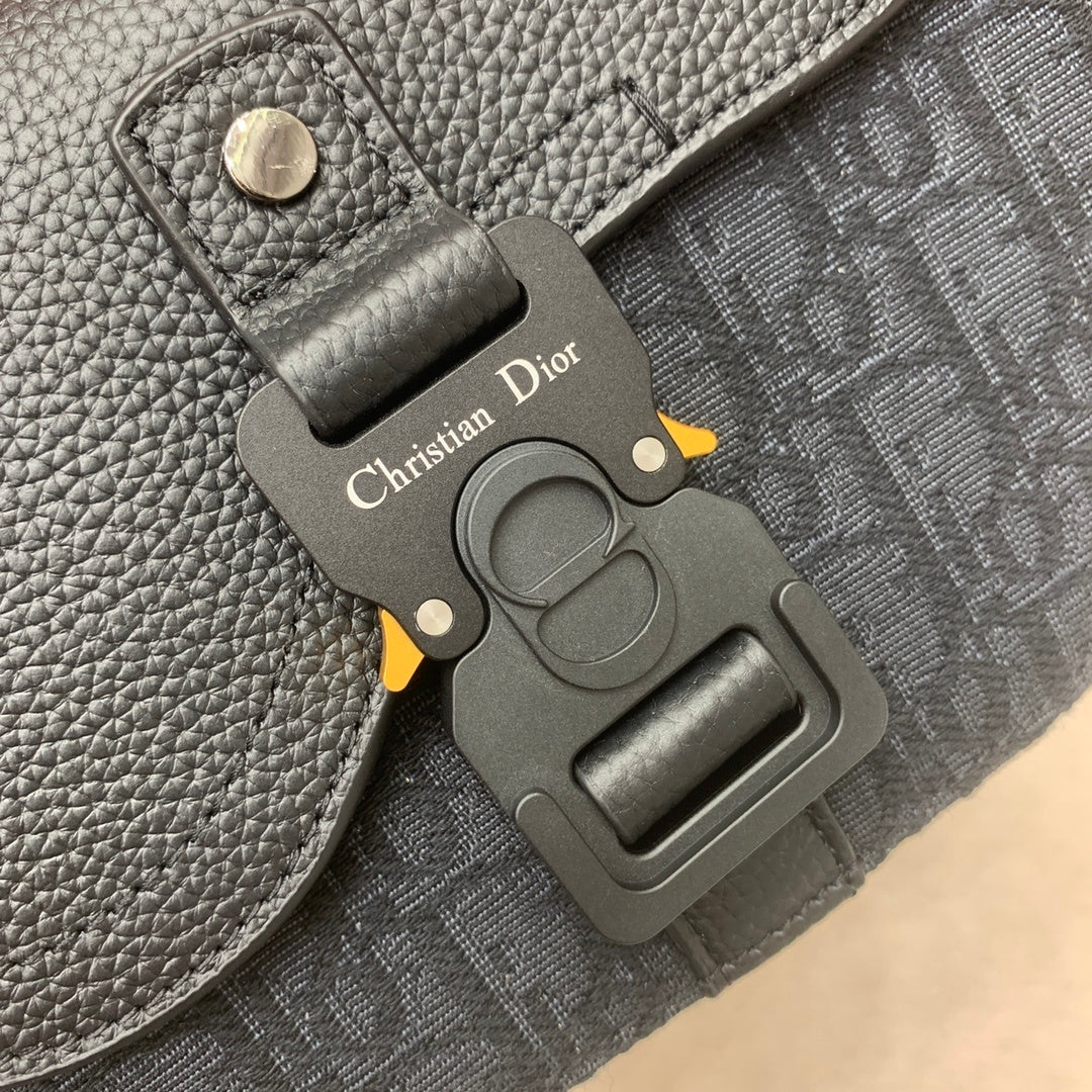 CHRISTIAN DIOR Saddle Clutch with Strap