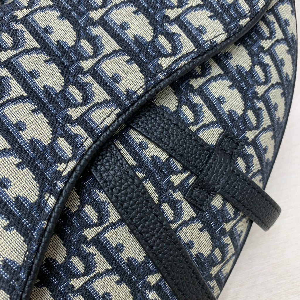 CHRISTIAN DIOR Saddle Bag