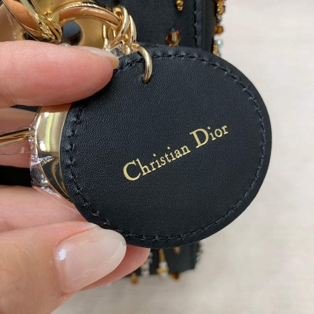 CHRISTIAN DIOR Lady Dior Medium Bag