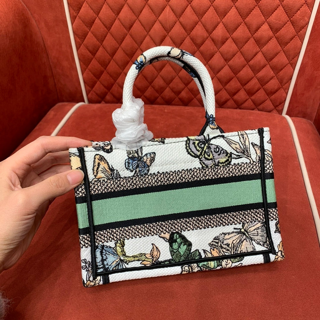 CHRISTIAN DIOR Book Tote Mini